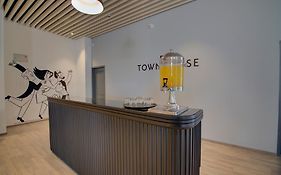 Townhouse Hotel Naman